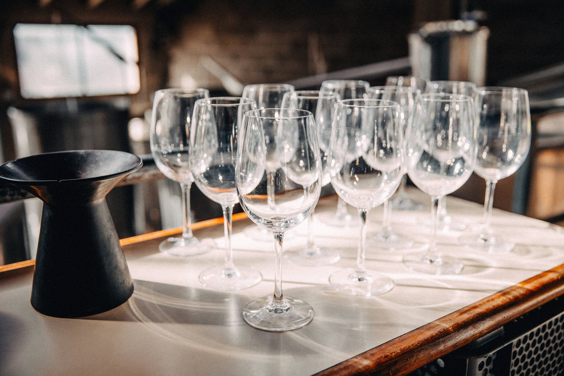Why catering companies prefer SlipSafe's Non Slip tabletop disposables