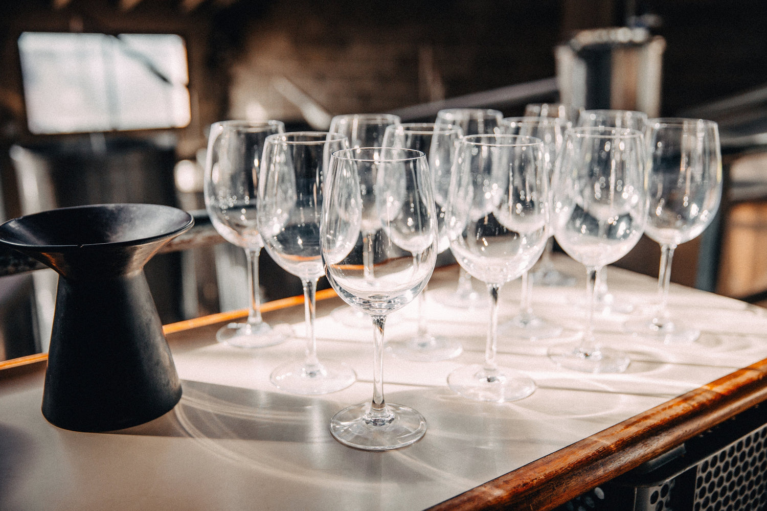 Why catering companies prefer SlipSafe's Non Slip tabletop disposables